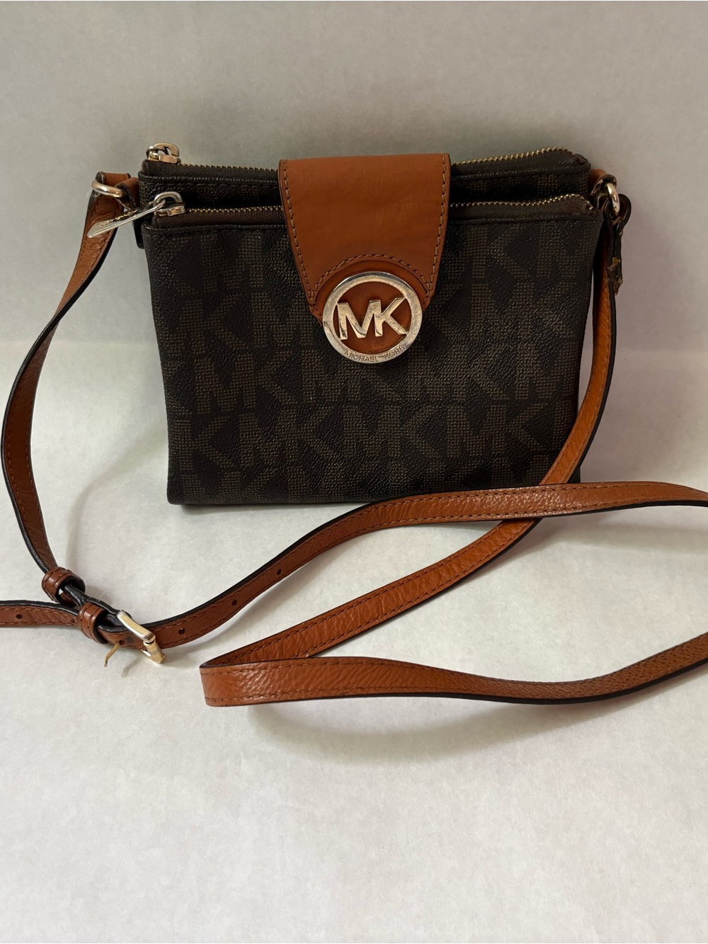 Michael Kors Dark Brown Signature Crossbody with Tan Trim